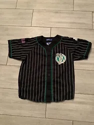 Vintage Starter Boston Celtic baseball Jersey Youth size: Large (please see measurements for proper fit)Condition:...
