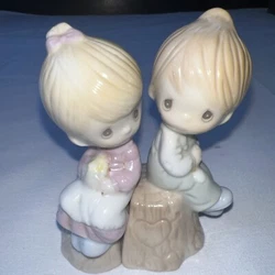 Precious Moments Darling Boy & Girl 1993 Salt & Pepper Shakers.
