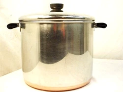 Has scratches and utensil marks. No dents or stains. Made well with bright copper and on the heavier side. Early Revere...