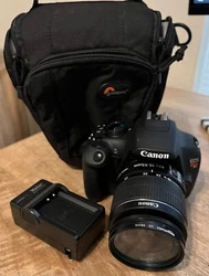 Has small scratch on lens see attached photos (dose not affect picture quality) Like new rarely used no batteries...