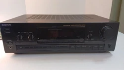 The tuner powers up. to function as intended. This item is in very good condition.