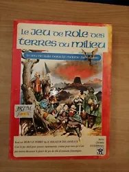 Le jeu de role des terres du milieu JRTM. Première édition française de 1986.