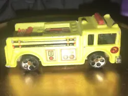 Hot Wheels 1976 Mattel Malaysia - Yellow - 