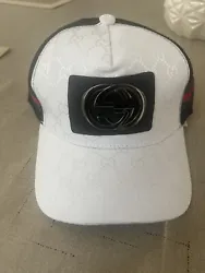 Gucci GG Baseball Cap hat White Green Black Adjustable New With Tag.Received as a gift. Very nice looks authentic but...