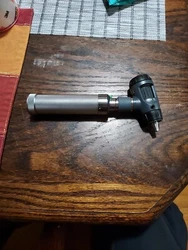Charging kit not included, uses series 711 charger. Panoptic Ophthalmoscope not included.  Cleaned thoroughly with...