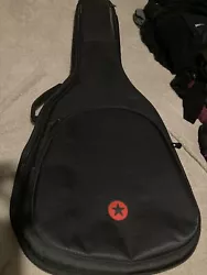 Road Runner Avenue II Acoustic Guitar Gig Bag Black. Great condition.