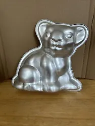 Wilton Lion King Simba Cub 3D Birthday Party Cake Pan Mold 502-135. It is in good shape, but shows some scratches Nice...