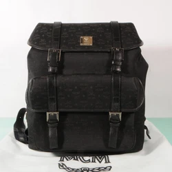 I have sold over 15,000 mcm bags since 2016. I tried my best to take defective pictures of the bag.