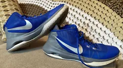 Nike Air Versatile Men’s Size 13 Blue Athletic Basketball Shoes. Previously worn, good condition.