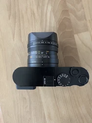 Leica Q2 47.3 MP Digital SLR Camera in excellent condition with 2 Leica batteries, Leica E49 UVa II Filter (Retails...
