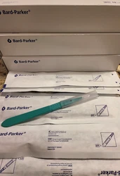 Bard-Parker #15 scalpels. Stainless Steel Surgical Blade with plastic handles. REF 371615 #15. Box of 10. MADE IN THE...