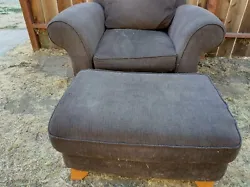 large over sized chair with a ottoman. width 53 length 28 Condition is Used. Local pickup only. SHIPPING NOT OFFERED