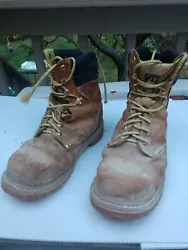 Five Star Leather Work Boots Size 8.5 Insulated Water Resistant Tan Nubuck. metal toe protection. Shoelace hole torn....