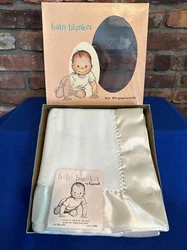 NEW Baby blanket White w/ SATIN TRIM By Pepperell 36x50 Original BOX & Tag. Estate find!!36x 50 White baby blanket w/...