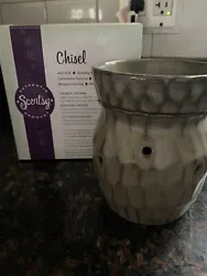 Scentsy Chisel Mid Size Warmer Open Box - Retired.