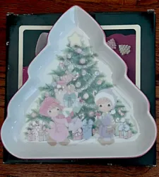 This candy dish is a must-have for any collector or lover of Christmas decor.