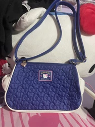 hello kitty womens purse handbag. In good condition !Any questions ask me