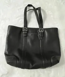 Coach East Hampton Tote Black Leather A061-6491Leather is in good shape, has been polished. Some wear on pockets. One...