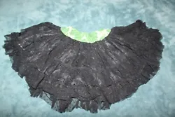 EUC THIS IS A GREAT SKIRT TO BE WORN AS A SKIRT, BUT I ALSO LOVE THIS AS A PETTICOAT TO EXTEND THE LENGTH ON OTHER...