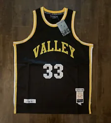 Brand new basketball jerseyFree shipping!Everything is stitched on and not screen printed*** I use one picture for...