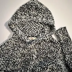 Hollister Black & White Pullover Sweater Hoodie Women’s Size XS Super soft, cozy and warm. NWOT. Approximate...