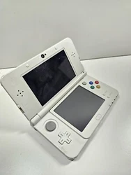 console new Nintendo 3ds pour pièces détachées.