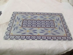 In good condition, missing a foot pad on the back.