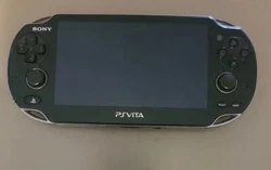 Console Playstation PSP Vita 1000 Semi-HS. État bon état  Écran micro rayures  Joysticks droit,ne marche pas  Vendu...