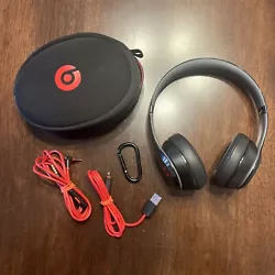 BEATS BY DR. DRE SOLO WIRELESS ON EAR HEADPHONES Red Black | One Ear NOT WORKING. Beats wireless headphones. The right...