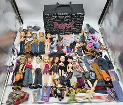 Lot of 6 Bratz Dolls with Clothes & Shoes Vintage 2001 AS SHOWN.