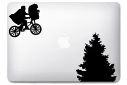 Personnalisez votre MacBook Pro et Air avec ce superbe sticker E.T! Ce sticker donnera une touche de fun à votre...