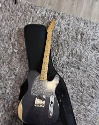 Telecaster Fender Esquire Brad Paisley comme neuve, car très peu utilisée