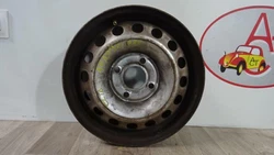 Ref interne : 56478658. Modèle : CLIO 2 PHASE 1 1.9D - 8V. RENAULT CLIO. Jante Tôle. Puissance DIN : 64. Puissance...