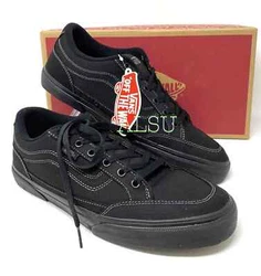 Brand new with box. Price is firm! canvas upper. Rubber sole. vulcanized rubber midsole Waffle gum rubber sole....