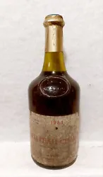 CHATEAU CHALON 1983   COURBET   BLANC - JURA  Niveau correct   Étiquette abîmée   Vin ancien  = SUPRISE A LOUVERTURE