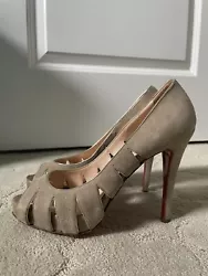 Auth Christian Louboutin Fontanete Beige Suede Leather Peep Toe Heels Size 39.5. Run like 8-8.5No box or dustbag