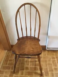 Vintage Wooden Windsor Farmhouse Chair Spindle Back Country Style - Small Child Size - 35