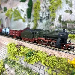 Train de marchandises Prussien, locomotive vapeur - 5 wagons, KPEV, Ep I - FLEISCHMANN 781210 - N 1/160. Train de...