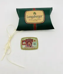 Vintage Longaberger Tie-On Basket Accessory Merry Christmas 2002. Measures 2