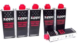 Remplissage de votre briquet Zippo, tenez le boitier extérieur dans une main et utilisez lautre main pour enlever...