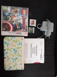 Nintendo 3DS XL Luigi Edition. Chargeur,  Mode d emploi, 3 jeux : Lego Marvel Avengers, 42 all time classics, Super...