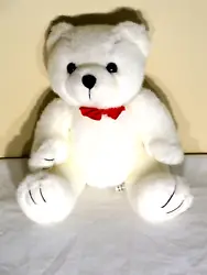 THIS IS A PREOWNED USED STEVEN SMITH WHITE BEAR WITH A GREASE SHIRT ON.WHAT YOU SEE IN THE PICTURES IS THE ITEM YOU...