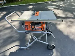 New table saw purchased several years ago but never used. LOCAL PICK UP ONLY. DO NOT ASK IF I WILL SHIP.
