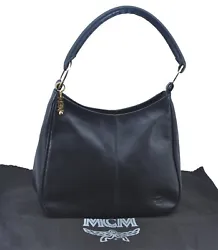 Style Shoulder bag. Accessory Dust bag. Pocket Inside Pocket has dingy,a little rubbed. Material Leather. Color Black....