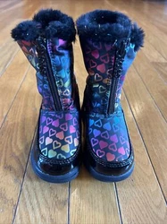 TOTES ThermoLite Waterproof Faux Fur Lined Boots Love Heart Toddler Girls Sz 7Excellent condition not sure if they...