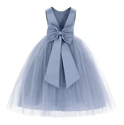 This gorgeous flower girl dress features a open back satin bodice with elegant tulle skirt. The elegant tulle skirt has...