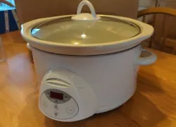 Rival 5 Qt Slow Cooker Crock Pot SCRC507-W  Nice used Crock Pot and slow cooker. Light household use by original owner....