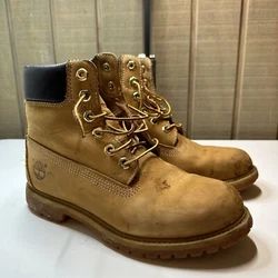 Timberland Men’s Waterproof Leather Boots Shoes Size 7.5 with stains. See pictures.