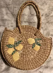 J.Jill Straw Tote ******Just a note the price of shipping is due to the size of the bag I don’t want to bend the...