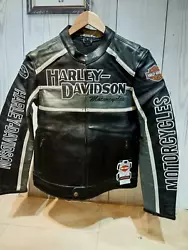 Harley-Davidson Cruiser Grey Motorcycle Leather Safety Jacket Motorbike Jacket. Embroidered cowhide leather applique...